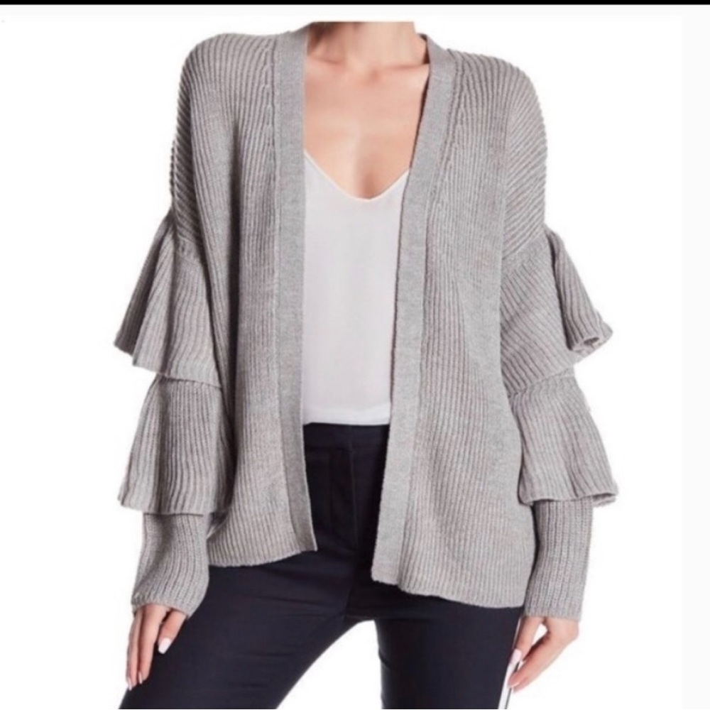RD Style ruffled tier bell sleeves open Grey cardigan XS
J